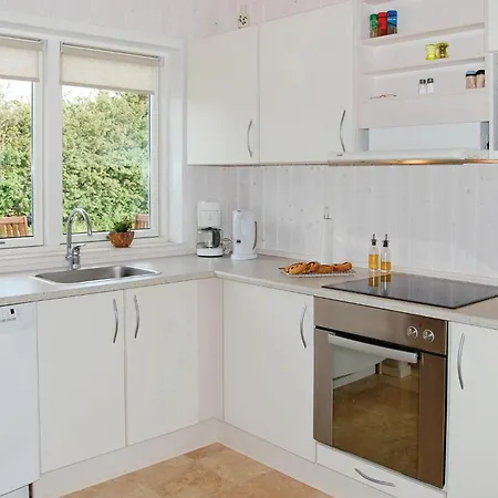 Awesome Home In Haderslev With Sauna بيت للعطل *