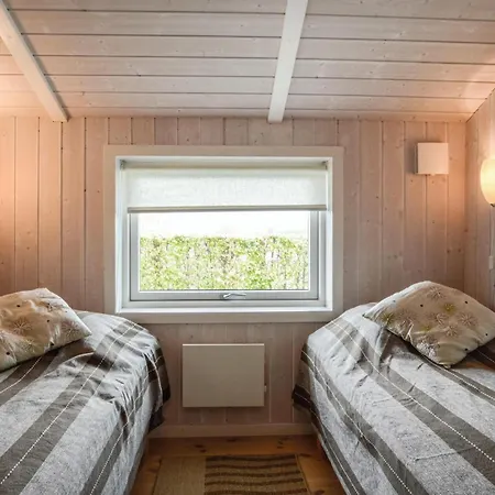 Awesome Home In Haderslev With Sauna *