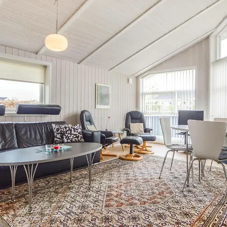 بيت للعطل Awesome Home In Haderslev With Sauna هادرسليف