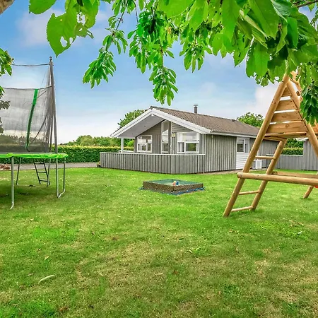Cozy In Haderslev With Sauna Flovt